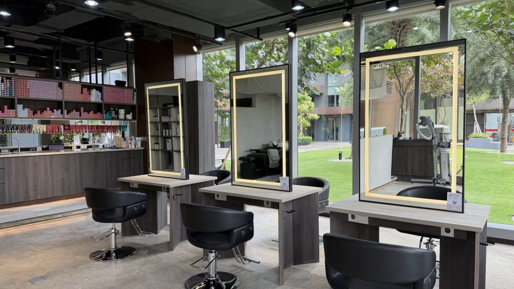 Styling chairs and lit mirrors